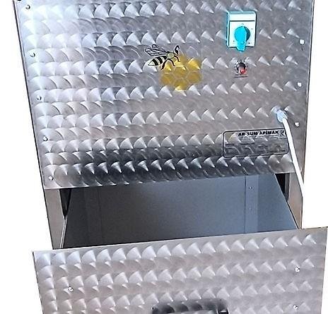 Arı Ekmeği Hasat Makinası